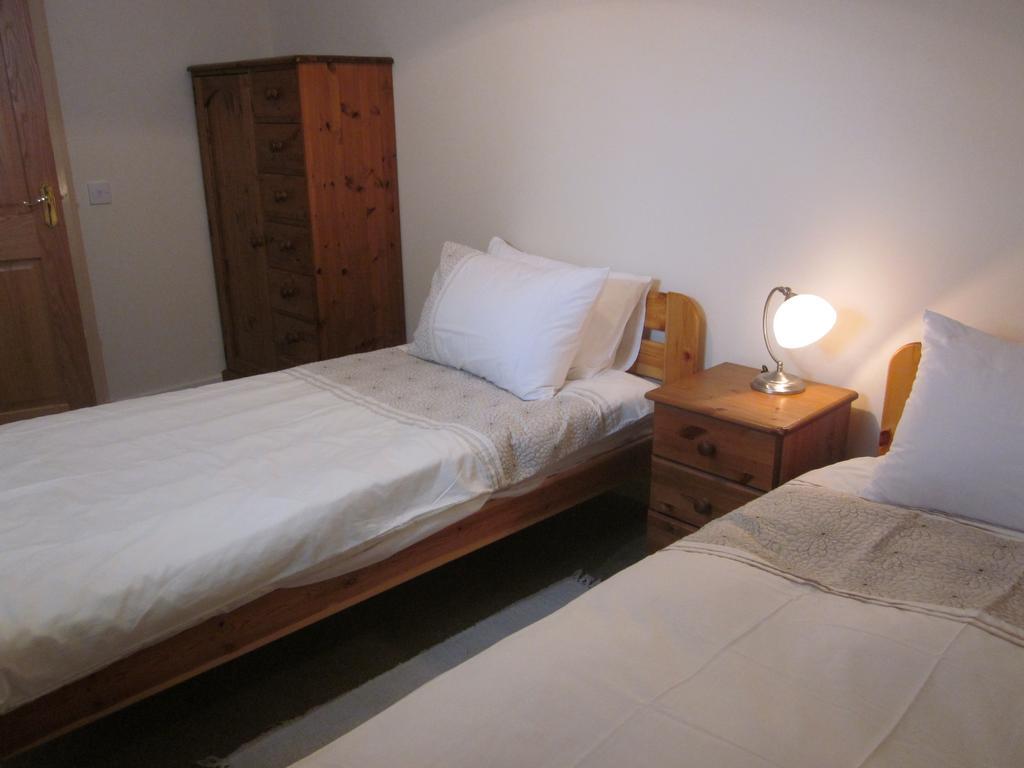 Easter Bowhouse Farm Cottage Linlithgow Room photo